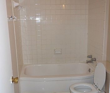 3rd image of 340 S 11th St APT 2