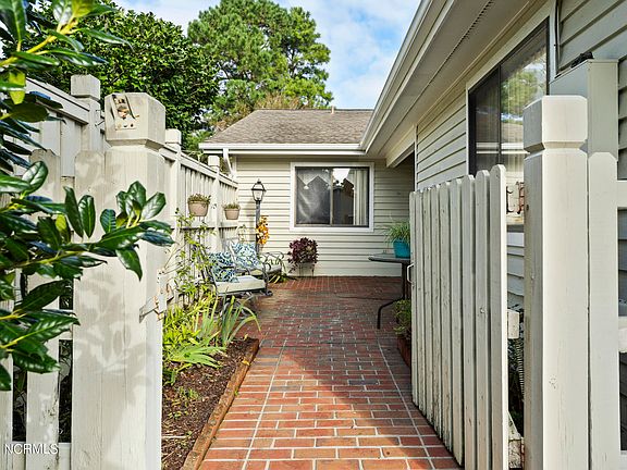 4th image of 6038 Inland Greens Drive