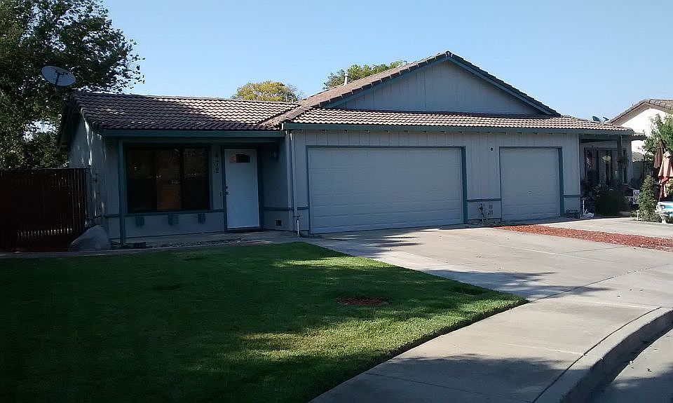 2nd image of 472 Hadley Ct