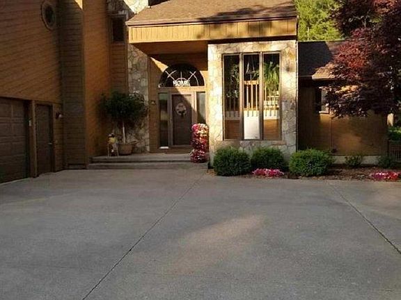 3rd image of 5054 Huron Breeze Dr