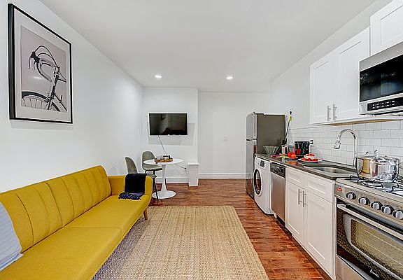 4th image of 723 E 5th St APT 6B