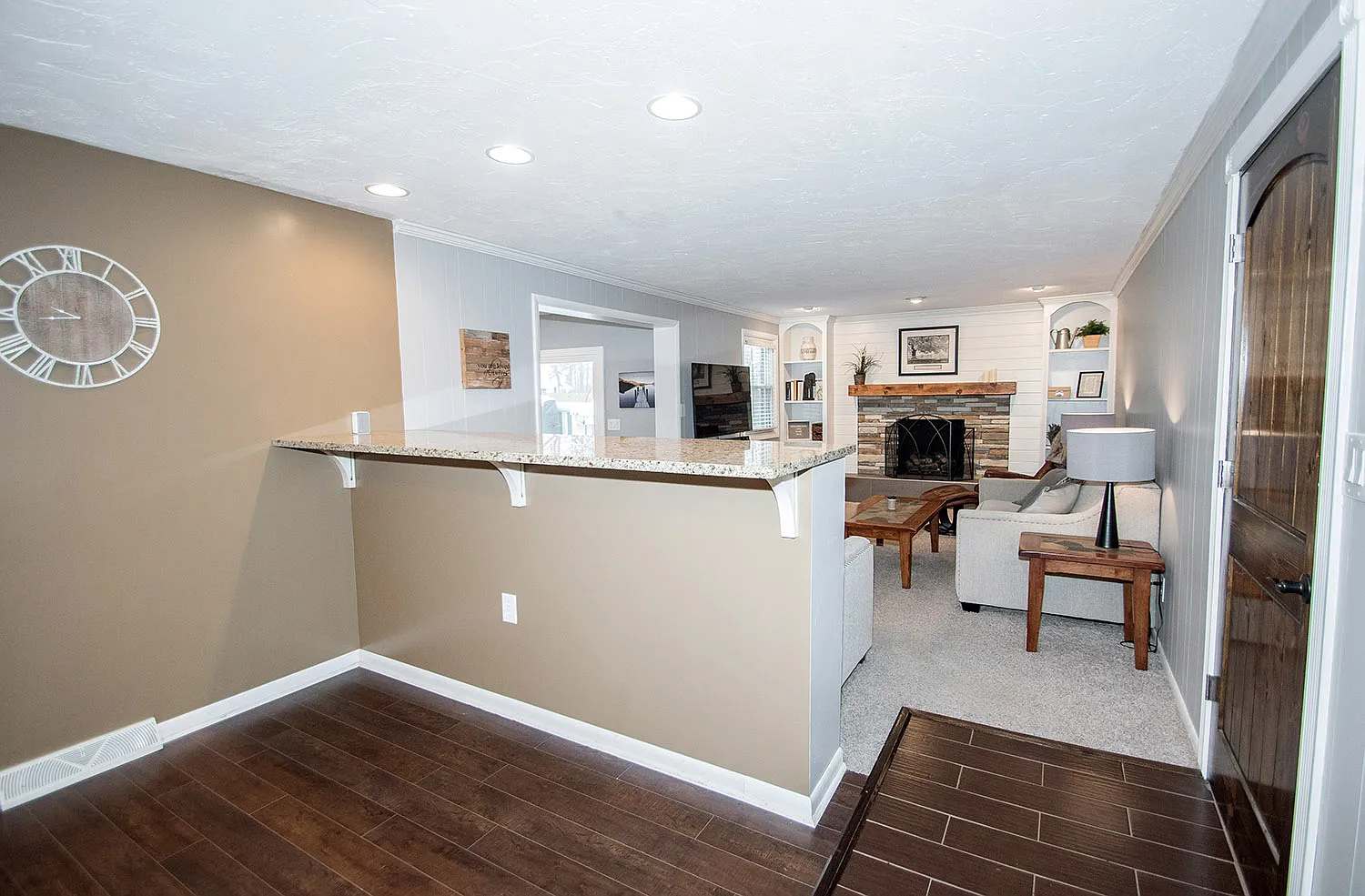 3914 Northwood Ln photo 1