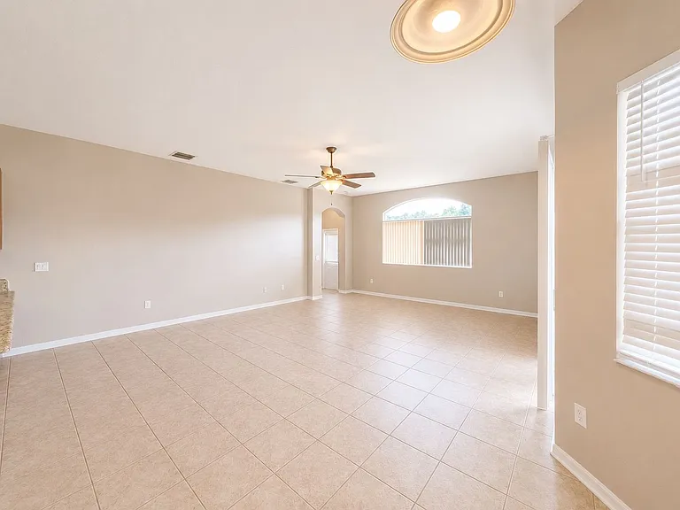1341 Salmonberry St — Photo 11