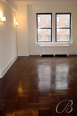 Sold by Bellmarc Realty | media 18