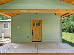 356 Ponderosa Rd, Sagle, ID 83860