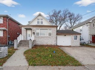 44 Liberty St, Clifton City, NJ 07013