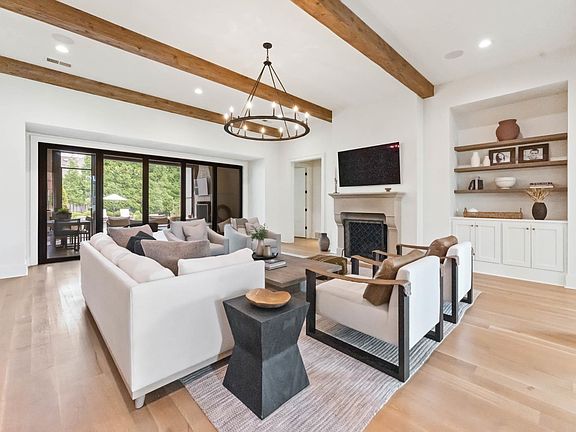 3rd image of 3182 Chapel Woods Cv