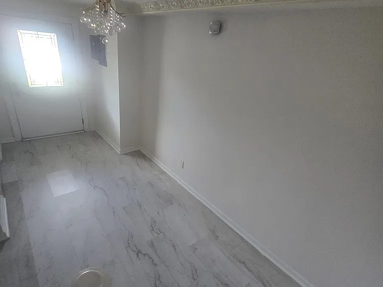 36 Maple Ct — Photo 4