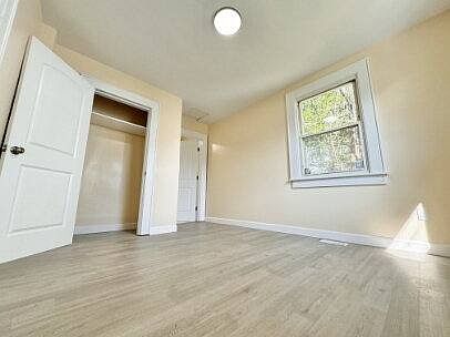 4th image of 104 Adair St