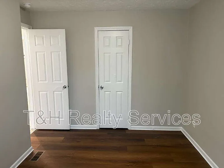 4303 Norwaldo Ave — Photo 16