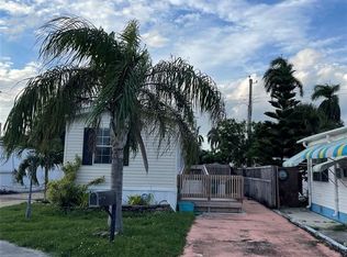 8565 SW 16th St, Davie, FL 33324