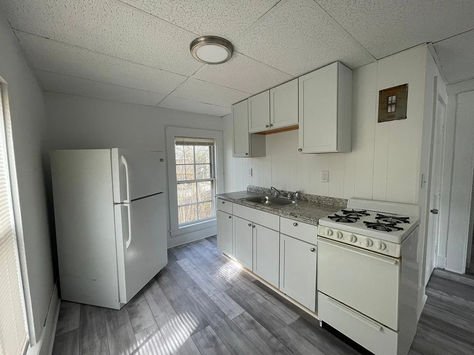 1 bed, 500 sqft, $1,350 — Photo 1