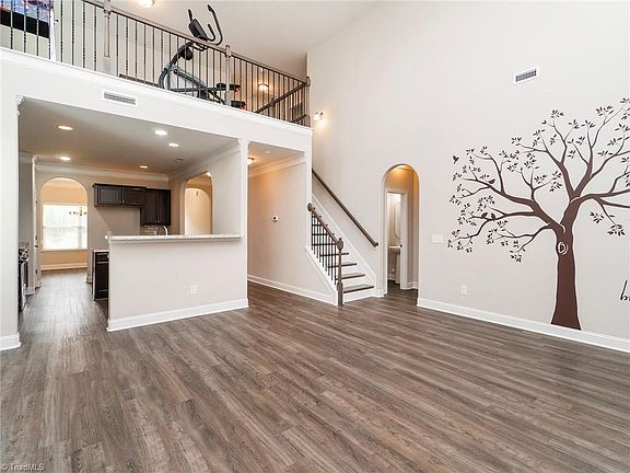 4th image of 6727 Barton Creek Dr