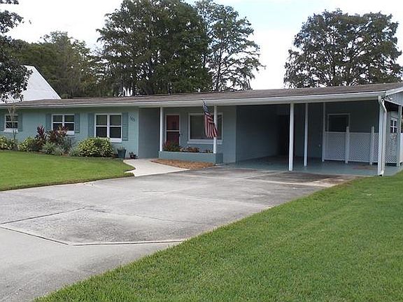 2nd image of 155 Lakeside Dr