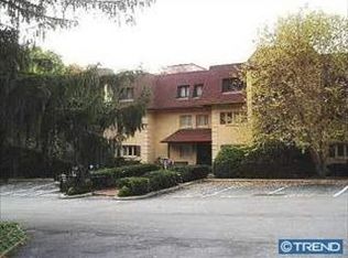 105-A000 Summit Dr, Bryn Mawr, PA 19010