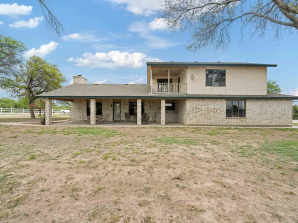 25 Sage Hill Dr, Del Rio, TX 78840