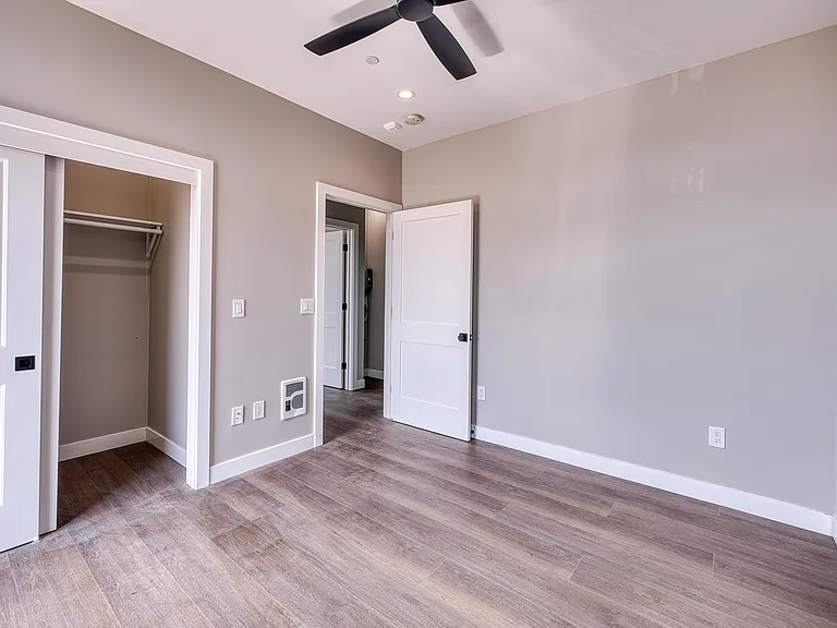 4202 Telegraph Ave #204 — Photo 16