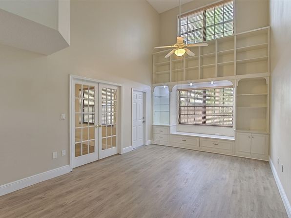 223 City View Dr