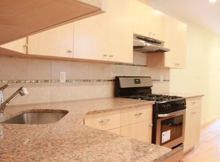 631 Lorimer St, Brooklyn, NY 11211