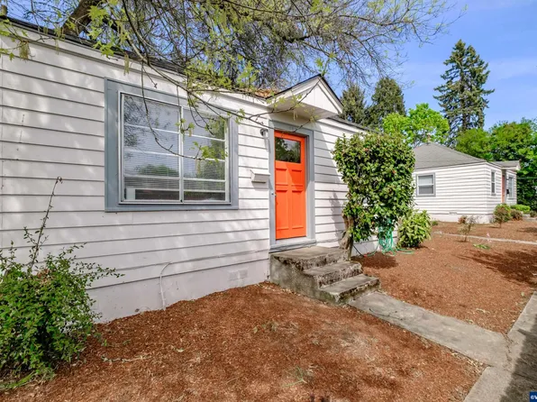 526 NW 30th St, Corvallis, OR 97330