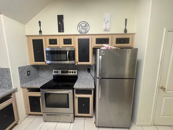 12211 Heritage Grove Dr, Houston, TX 77066