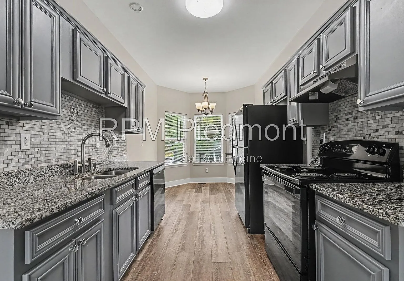 4 bed, 2.0 bath, 1785 sqft, $2,200 — Photo 3