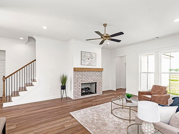 5th image of 4041 Atwater Reserve Ave