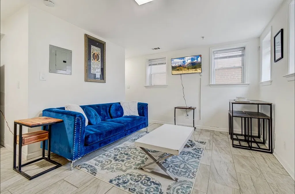 1 bed, 650 sqft, $1,899 — Photo 4