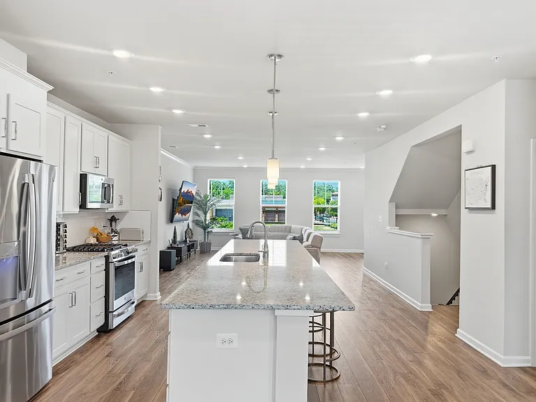 14915 River Walk Way — Photo 3