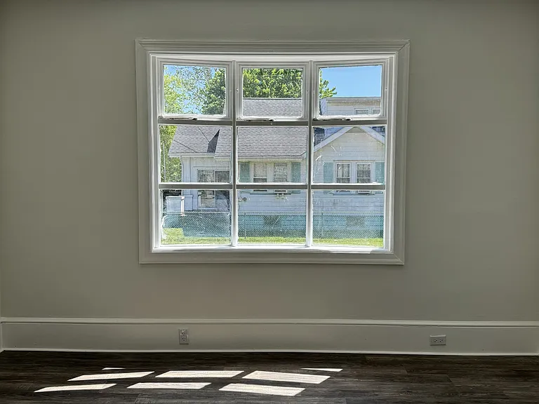517 Bentley Ave — Photo 25