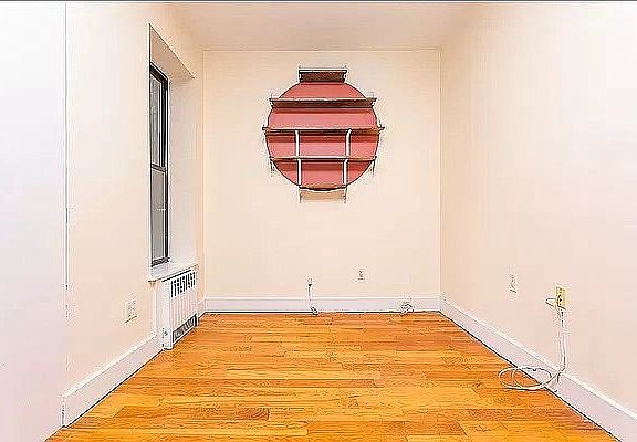 4th image of 1057 Bergen St #1RF