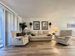 5700 NW 2nd Ave APT 306, Boca Raton, FL 33487