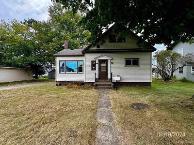 306 Stambaugh Ave, Iron River, MI, 49935
