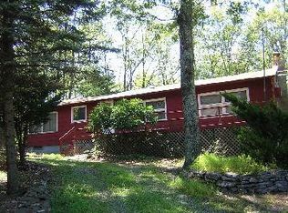 Cypress Ct, Dingmans Ferry, PA 18328