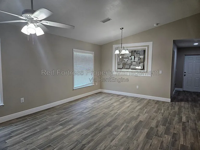 344 Louise Ave — Photo 12