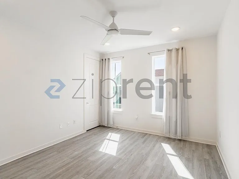 2624 Metcalfe Rd #17 — Photo 7