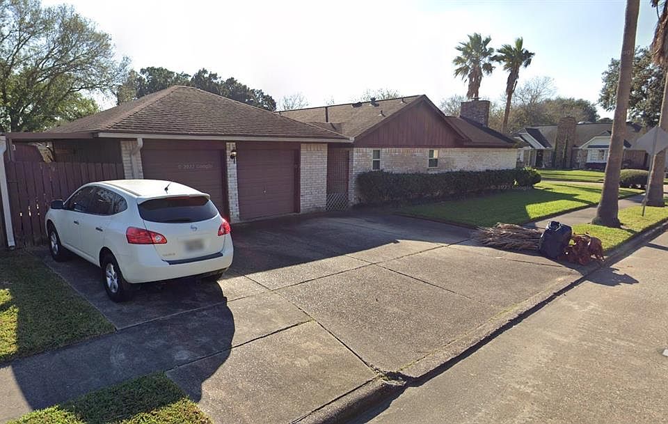 2nd image of 4019 Panama St