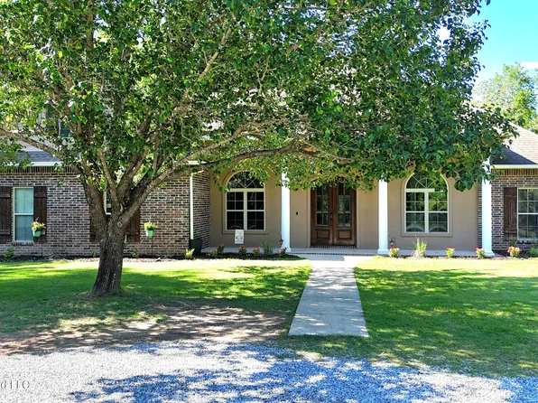 15548 Dobson Rd, Diberville, MS 39540