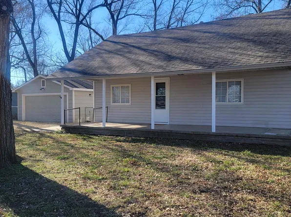 511 S Boxelder Ave, Mulvane, KS 67110