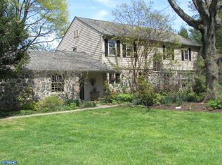 1171 Wisteria Dr, Malvern, PA 19355