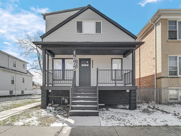 1005 W 123rd St, Calumet Park, IL 60827