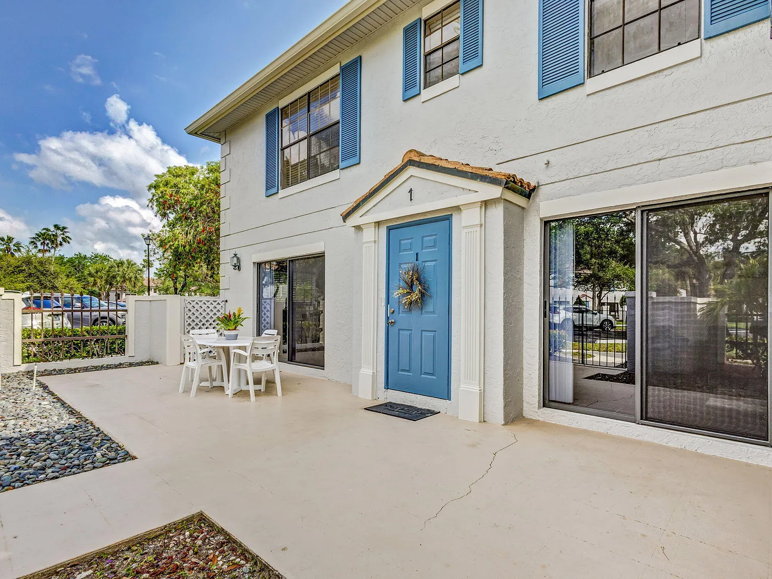 2 bed, 3.0 bath, 1532 sqft, $3,500 — Photo 2