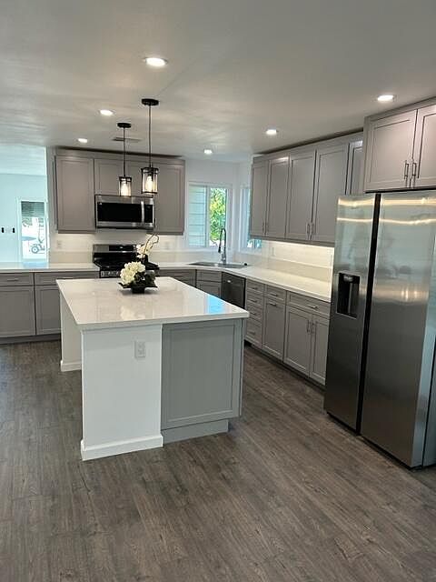 1st image of 39168 Warm Springs Dr