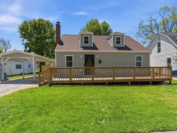 706 Jackson St, Walkerton, IN 46574