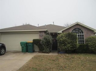 209 Cain Dr, Cedar Hill, TX 75104