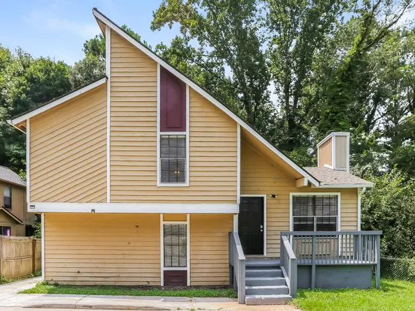 806 Durham Xing, Stone Mountain, GA 30083