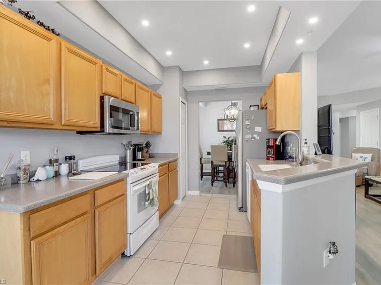 11601 Navarro Way #2102 — Photo 3