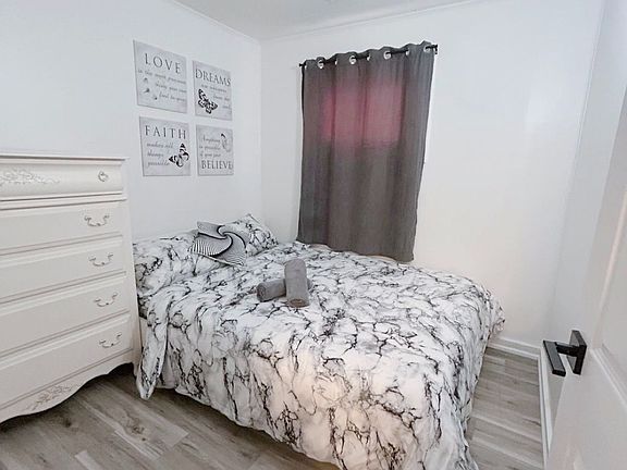 5th image of 699 Innisfil Beach Rd