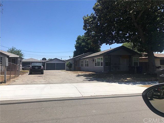 2nd image of 1019 & 1021 S Cypress Ave