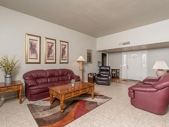 4th image of 9408 W Briarwood Cir